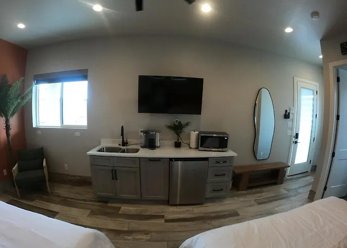 Palms In The Desert Casita